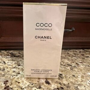 New Chanel Coco Mademoiselle Moisturizing Body Lotion